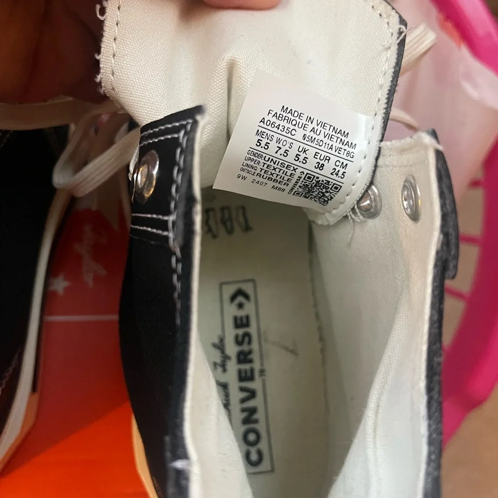 Converse Black Iconic Sneakers - Picture 9 of 12